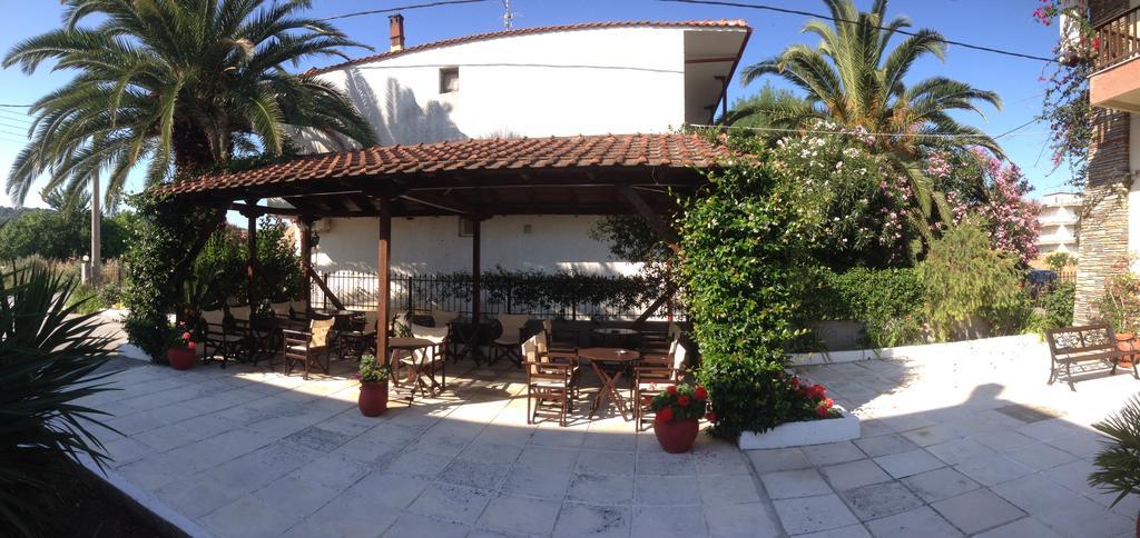 Hotel Markos Ierissos Bagian luar foto