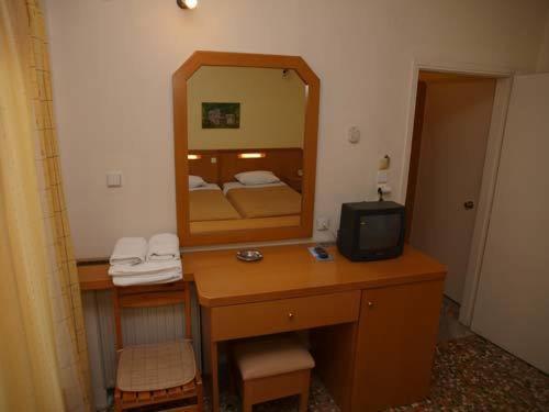Hotel Markos Ierissos Ruang foto