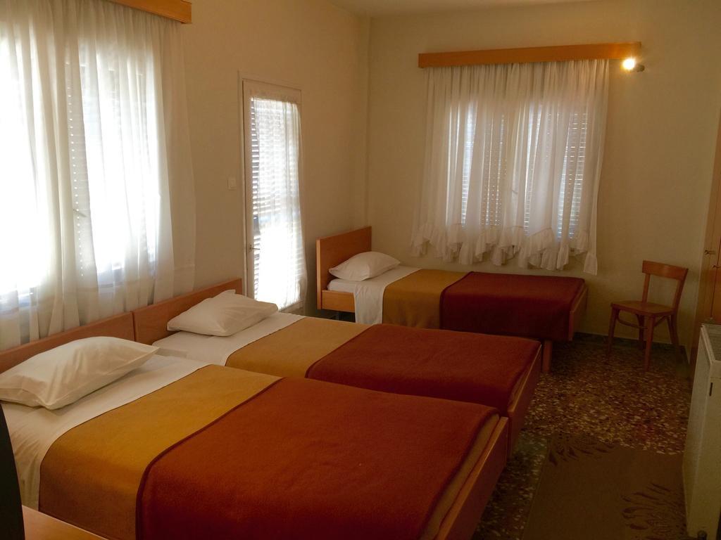 Hotel Markos Ierissos Bagian luar foto
