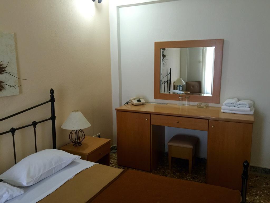 Hotel Markos Ierissos Bagian luar foto